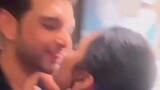 OMG 😲 #KaranKundraa 🤪 Kissing 😘 #TejasswiPrakash 🥰
