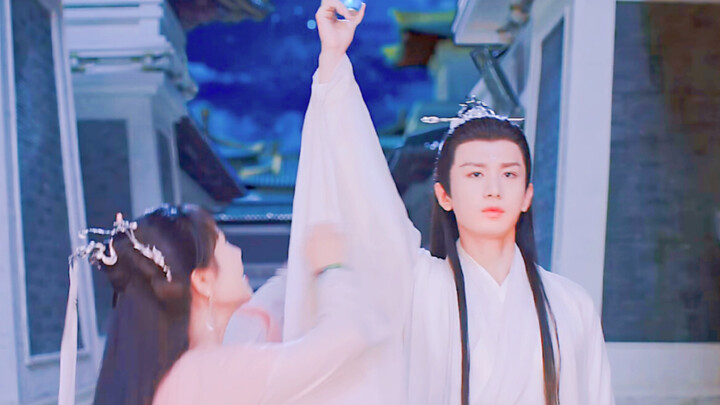 “เป็นถึงจักรพรรดิผู้ยิ่งใหญ่ แต่กลับแอบทำตัวสกปรก ชอบพลิกแผ่นดินเสียจริง!” — “เฉินเซียงหรูเสวี่ย”