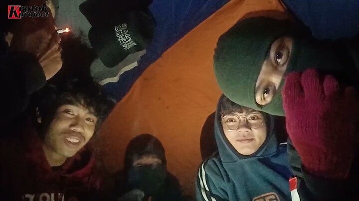 JEJAK KROTOK PROJECT MENDAKI GUNUNG SANGKAREANG VIA TETEBATU