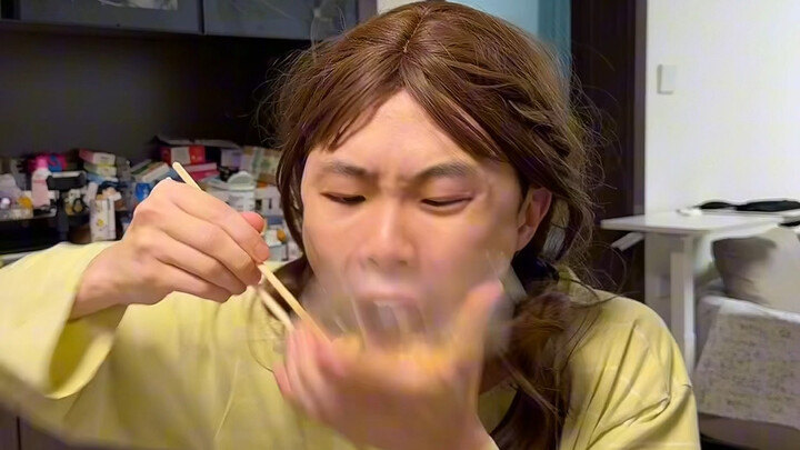 เมื่อฉันและเพื่อนรักแต่งงานเข้าไปอยู่บ้านเดียวกัน