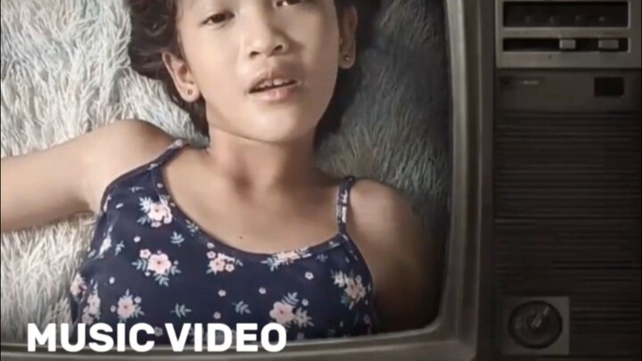 Zoom In Zoom Out Music Video