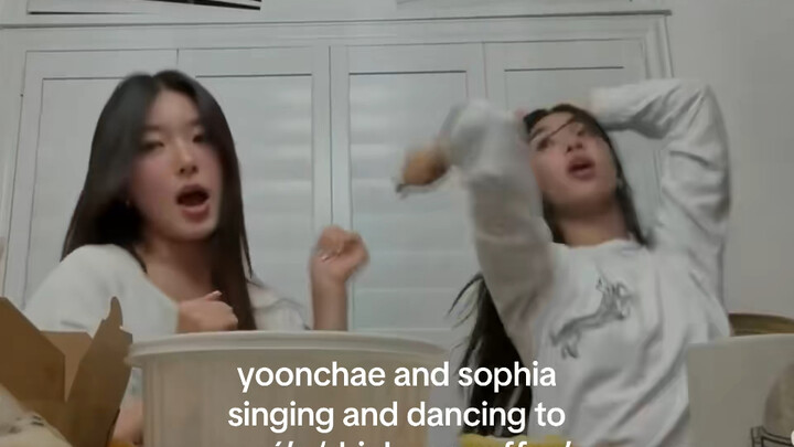 Katseye members Sofia & Yunchae listen to senior Rosé’s “Drinks or Coffee” — hahaha, suddenly in enc