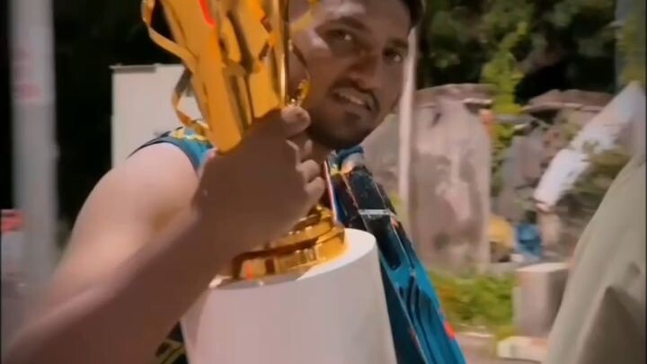 Sabko khatkane lagega..🏏💪
