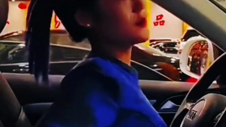 إطعام عجلة القيادة الحليب؟