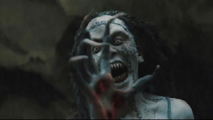 Rumor has it that there’s a Ghost-Face Island surrounded by sea on all sides, where a female ghost w