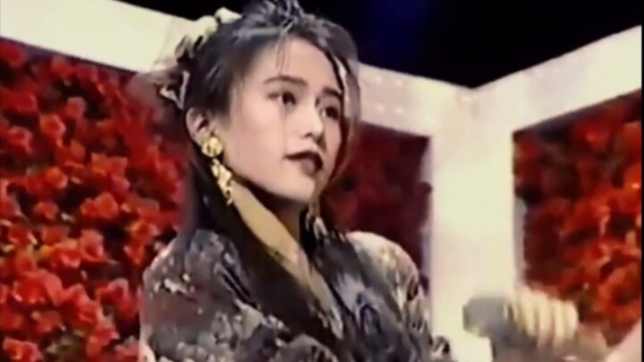 Pertarungan kecantikan super menawan antara gadis-gadis Jepang dan Korea: Siapakah gadis pertama yan