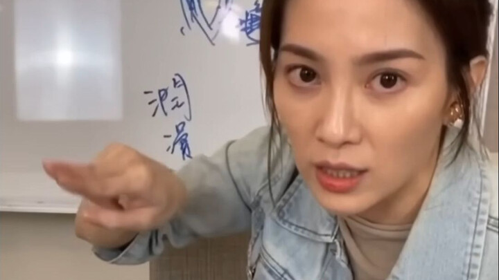 Cara Memijat Klitoris dengan Benar — Kenapa Istriku Selalu Kesakitan Saat Aku Sentuh?