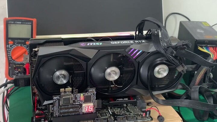 The newly purchased 3060 Ti graphics card was damaged in transit, but a core reballing repair succes