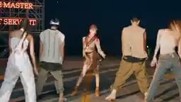 BLACKPINK- LISA/MONEY !