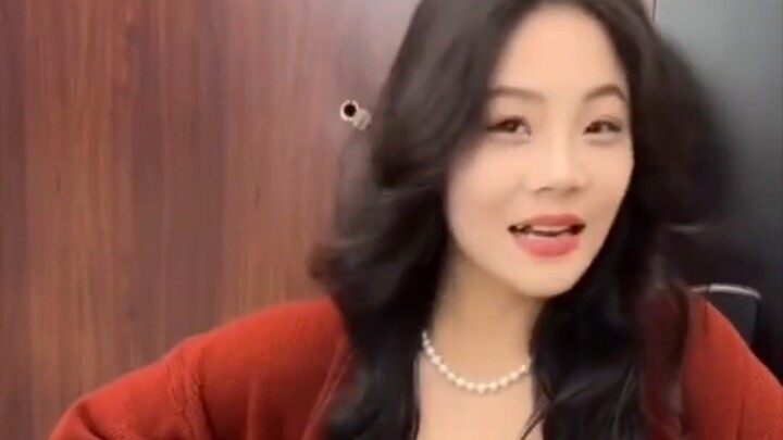 Aku, si jomblo gak laku, suka nonton!