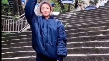 高叶跳舞，这是笨蛋美人吗哈哈