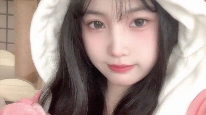 【Model Pile-Up】Mom asked me, “Where on earth did you spend all your money?”