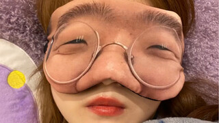 Wah, masker mata ini keren banget~ Hahaha