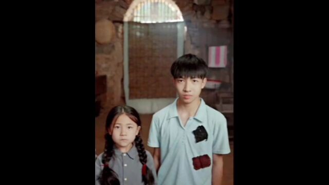 When the Fashion Queen Fell Back in Time