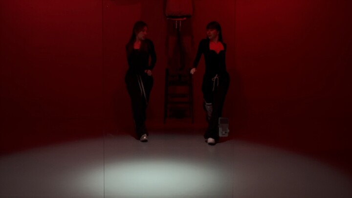 Such a charming woman actually has two "Say My Name" duet basic jazz choreography Qian Qian & Nanan