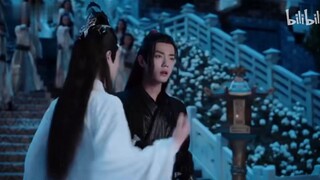 Hành động của kẻ si tình với người thương?