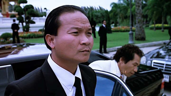 Bodyguard: “Only I can touch my boss—this is a full-blown case of settling personal scores!”