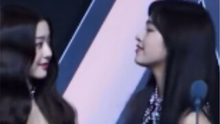 【宥元】“聚光灯下的暧昧，彼此都享受这拉扯的乐趣”