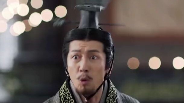 Li Si cleverly foiled Han Fei’s scheme, forcing the King of Qi to adopt Qin seal script and promote 