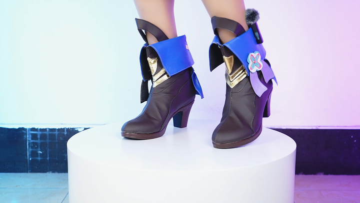 Inventor: (), Invention Project: March 7 Chocolate Lunch Box - March 7 COS Shoes Wearing Test