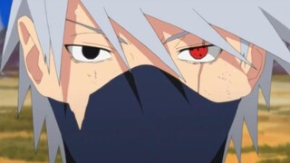 [Naruto] Kesepian Kakashi yang menyayat hati...