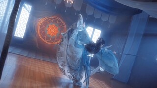 "Senior Sister cultivates the Merciless Sword Technique..."