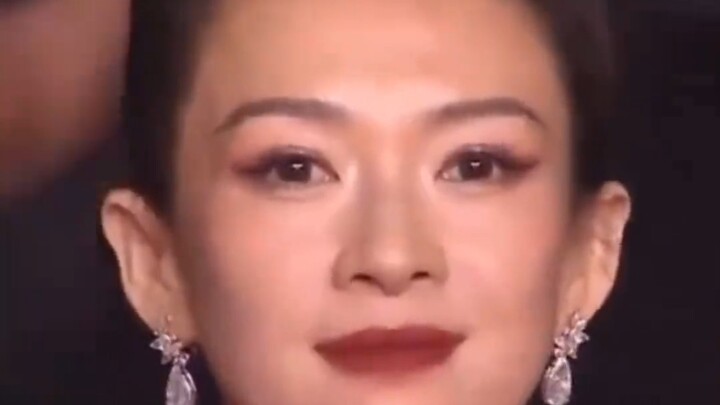 Zhang Ziyi, kembali menantikan Anda memenangkan babak ini #ZhangZiyi#JiangYuanNong##EditFilmDanTV#Be