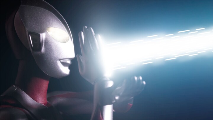 New Ultraman SHF figure, special effects lighting test