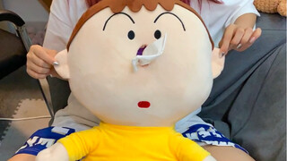 آه داي: أنت وحدك الأبيّ! تجذب شمّاستي وتضربني بقوة على أنفي!