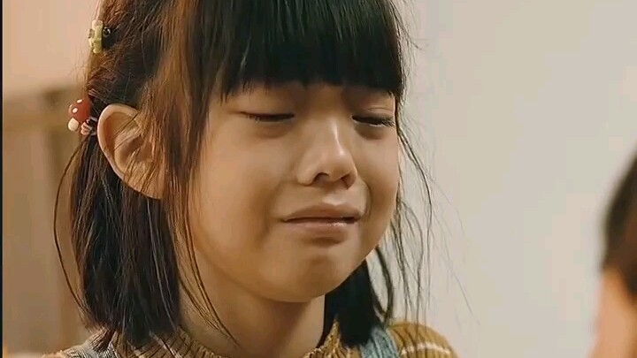 My daughter, who’s always been too shy to speak, suddenly found her voice when Dad was being bullied