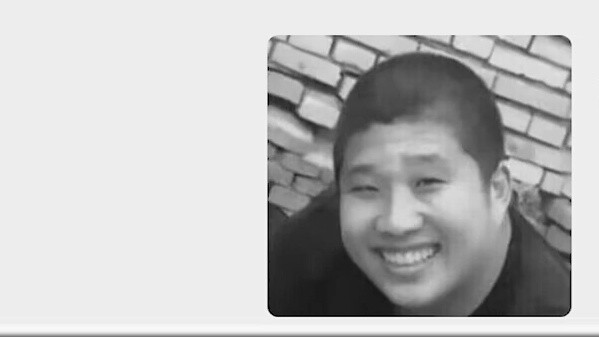 ฉันได้พบกับสาวแชทเปลือย แต่ถูกโฮสต์ UP ทรมานและทำให้การป้องกันของฉันพังทลาย