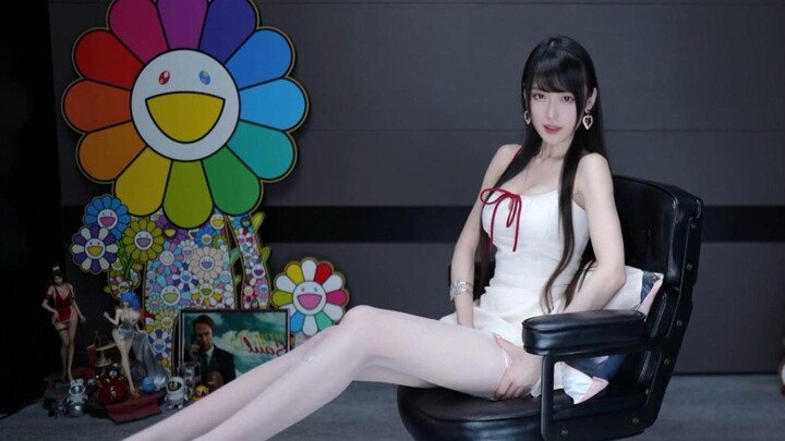 腐团儿后退合集 086 万白丛中一点红