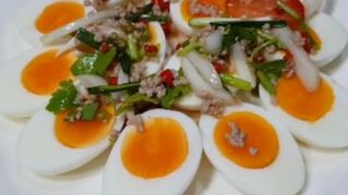 ยำไข่ต้ม ทำงายๆ