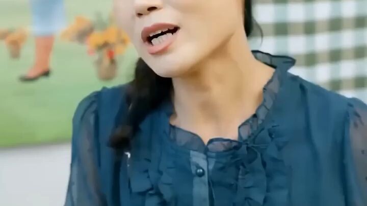 พ่อแม่พันล้านแกล้งจน ถูกลูกไล่ สุดท้ายคุกเข่า[เต็มเรื่อง]