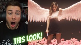 LOOK AT THEM! 😱😱😱 BLACKPINK X GLOBE - Reinvent Your World - REACTION