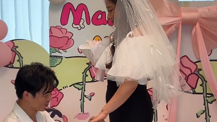 She’s such a pretty girl—dude, just propose again.