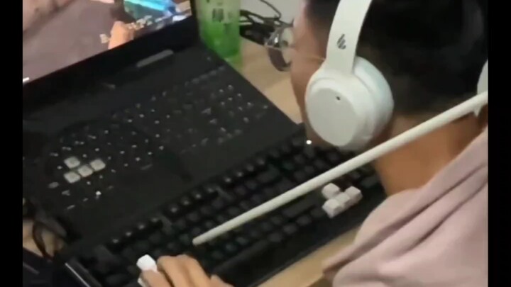 At this moment, the urge to kill reaches its peak.