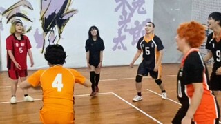 【排球团建游戏01】好朋友，我真的很想玩这个游戏! 感觉一开始就会笑到肚子疼，根本停不下来。