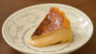Famous store replica! Molten rum-flavored Basque cheesecake, super delicious!