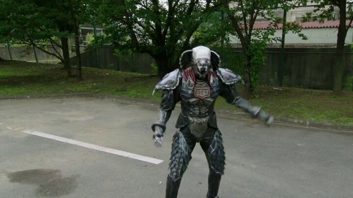 [Remake] When the drive is using the knight to kick, it is summoned by the King of Time [Funny]