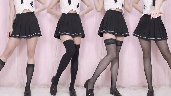 【الغزال الصغير】زيّ JK مع جوارب سوداء ❤ هل تساعدني في اختيار أي زوج يبدو أكثر نحافة؟