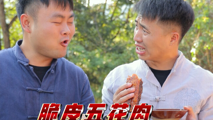 หมูสามชั้นกรอบๆ แบบนี้กินแล้วฟินสุดๆ เลยนะ