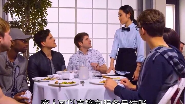 بعد 60 عامًا، بات البشر يستخدمون القبلة بدلًا من العملة.