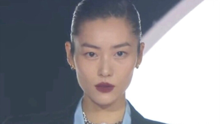 Tonight, all the guys combined can't compare to Liu Wen in terms of looks.