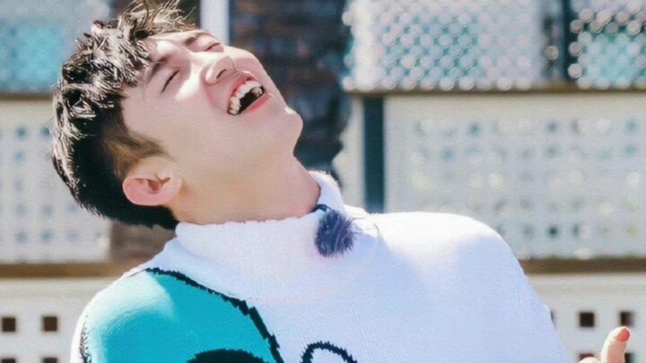 Huang Jingyu's whistle collection really caught my attention. I just want to know, is there anything