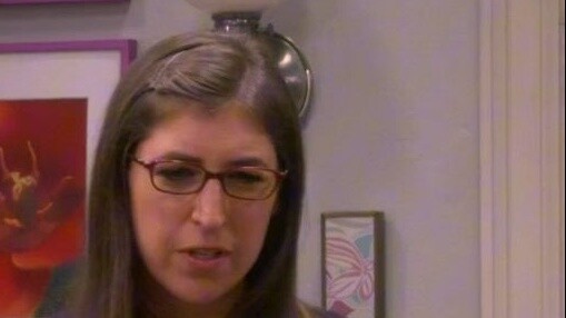 Penampilan Amy saat berkencan sungguh cantik~ Bernie tak kuasa menahan keinginan untuk bertemu denga