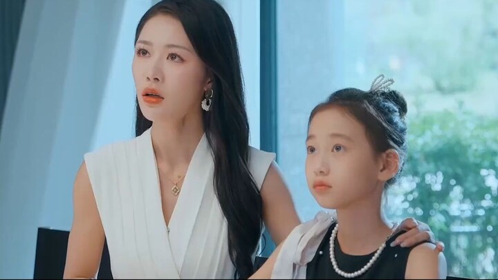 5 ปีออกรบกลับมาพร้อมชัยชนะ แต่กลับพบว่าสามีแต่งกับใหม่มีลูกแล้ว พอเธอหย่าถูกอ๋อง