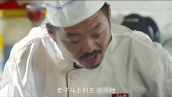 Kalau bukan karena desakan hidup, siapa yang rela meninggalkan buah hatinya sendiri!