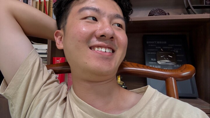 停更了整整一年去学考公，结果体检不合格，气笑了