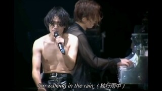 音乐史上最著名的一场雨。X Japan入坑神曲，《endless rain》，再来亿万遍。。玉米的嗓音，林老板的颜，Hide的邪气一笑。。。。请收下我的膝盖！！